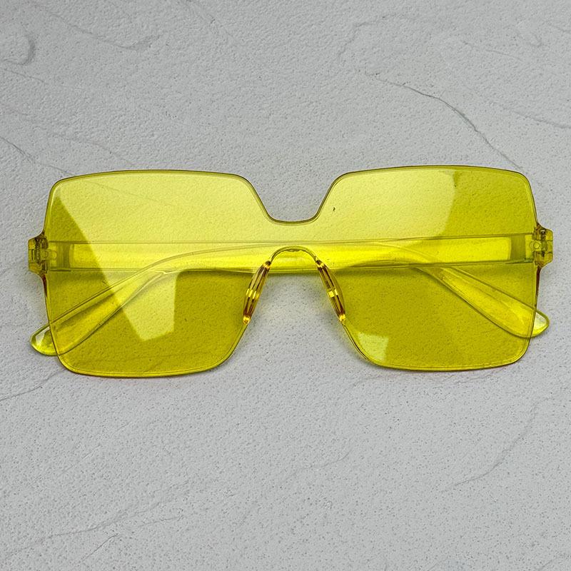 89 новых солнцезащитных очков без оправы, цельные, прозрачные, с резиновыми линзами, европейские и американские, квадратные очки карамельного цвета, интегрированные в морские детали жёлтый
89 новых солнцезащитных очков без оправы, цельные, прозрачные, с резиновыми линзами, европейские и американские, квадратные очки карамельного цвета, интегрированные в морские детали жёлтый