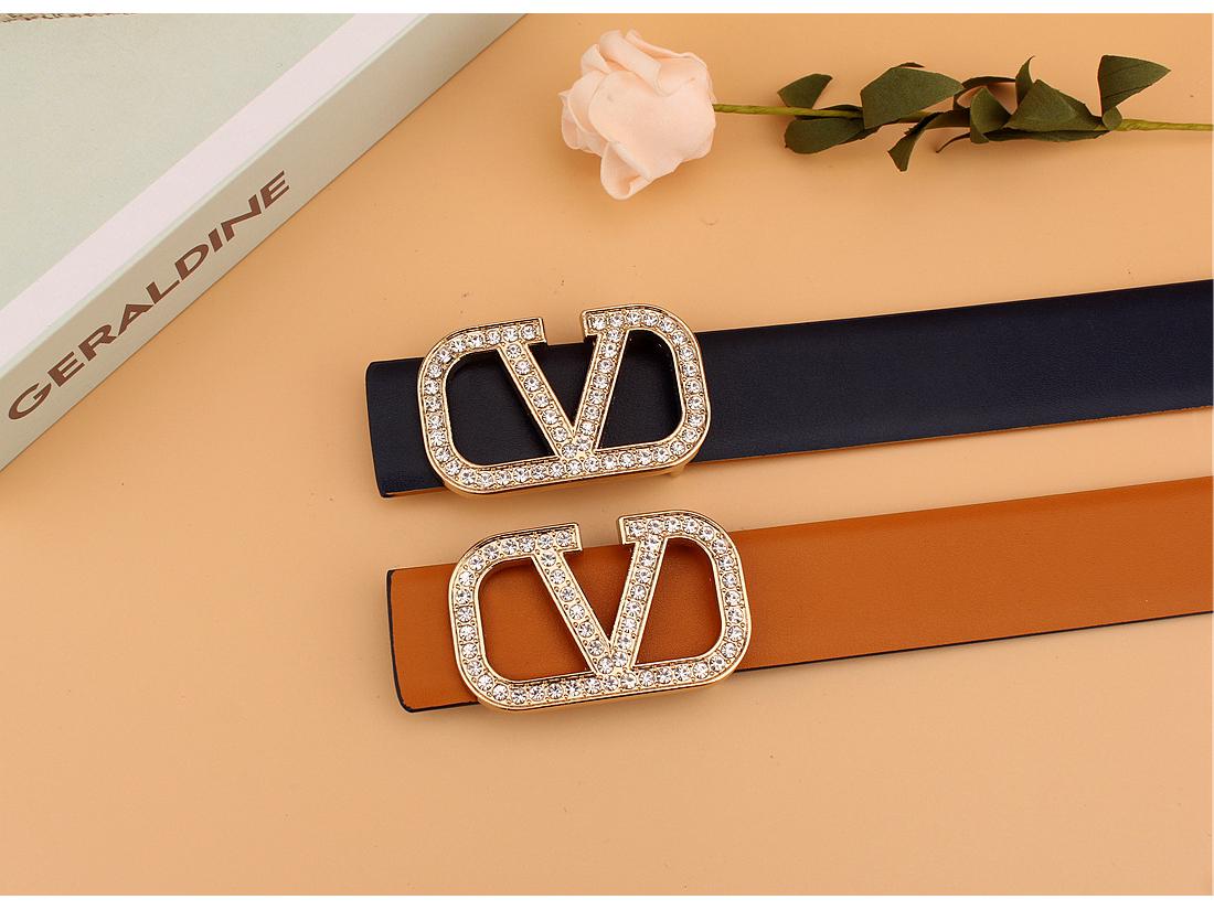 3,3 см Настоящая коровья кожа Стразы V-образная пряжка Унисекс Кожаный ремень Комплект - Двухслойный дизайн, Модный для пар 125 cm
3,3 см Настоящая коровья кожа Стразы V-образная пряжка Унисекс Кожаный ремень Комплект - Двухслойный дизайн, Модный для пар 125 cm