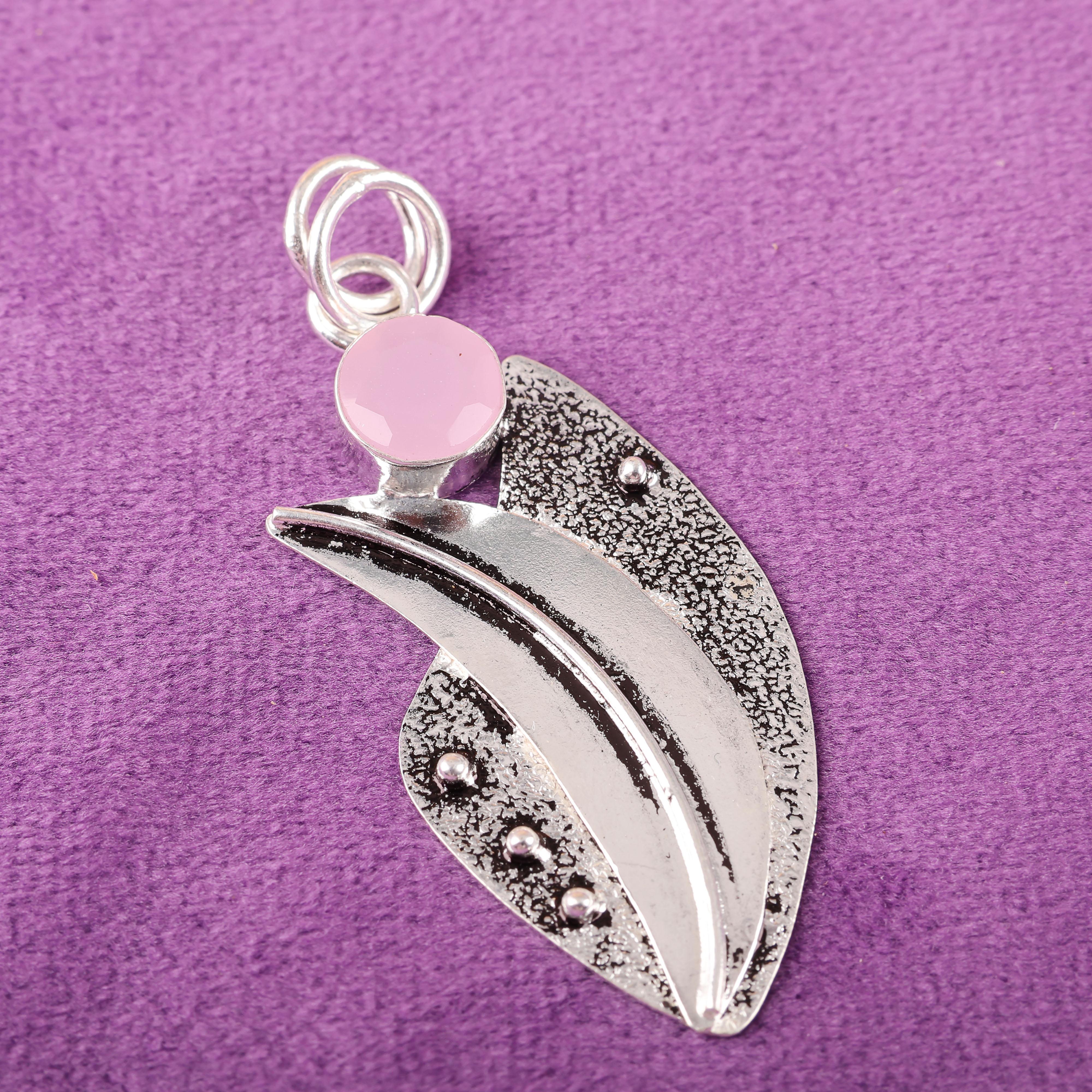 Ювелирные изделия из драгоценного камня розового халцедона, ювелирные изделия-подвески из стерлингового серебра 925 пробы, великолепная подвеска ручной работы, подарок для женщин 2.05 Inches розовый
Ювелирные изделия из драгоценного камня розового халцедона, ювелирные изделия-подвески из стерлингового серебра 925 пробы, великолепная подвеска ручной работы, подарок для женщин 2.05 Inches розовый