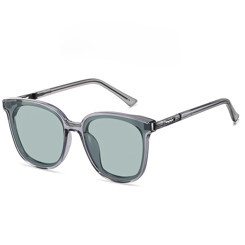Нові сонцезахисні окуляри Ultra-Light Tr Pin Glasses Чоловічі та жіночі однакові сонцезахисні окуляри Поляризовані сонцезахисні окуляри
Нові сонцезахисні окуляри Ultra-Light Tr Pin Glasses Чоловічі та жіночі однакові сонцезахисні окуляри Поляризовані сонцезахисні окуляри