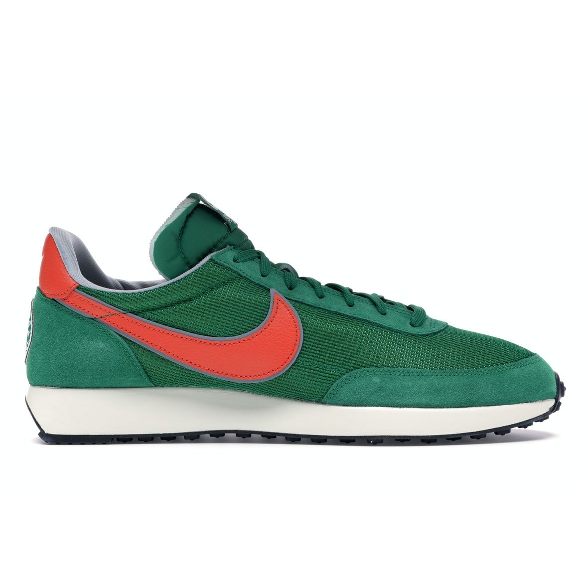 Высокие кроссовки унисекс Nike Stranger Things x Air Tailwind 79 Hawkins Зеленый сосново-зеленый космический глина-парус CJ6108-300
Высокие кроссовки унисекс Nike Stranger Things x Air Tailwind 79 Hawkins Зеленый сосново-зеленый космический глина-парус CJ6108-300