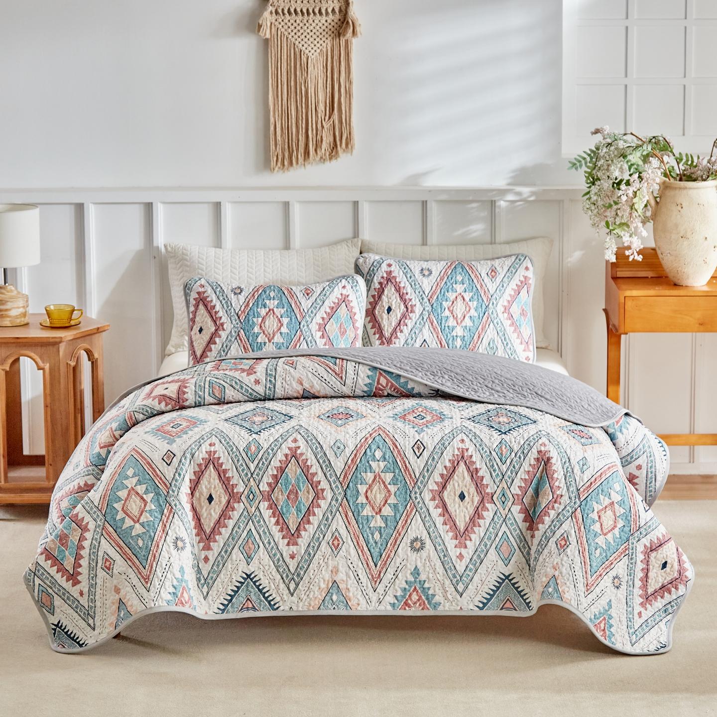 Quilted Bedspread Set Soft Polyester Bed Cover+Pillowcase Geometric Flower Patchwork Mattress Topper Sheet Thin Quilt All 173x229cm 3pcs
Quilted Bedspread Set Soft Polyester Bed Cover+Pillowcase Geometric Flower Patchwork Mattress Topper Sheet Thin Quilt All 173x229cm 3pcs