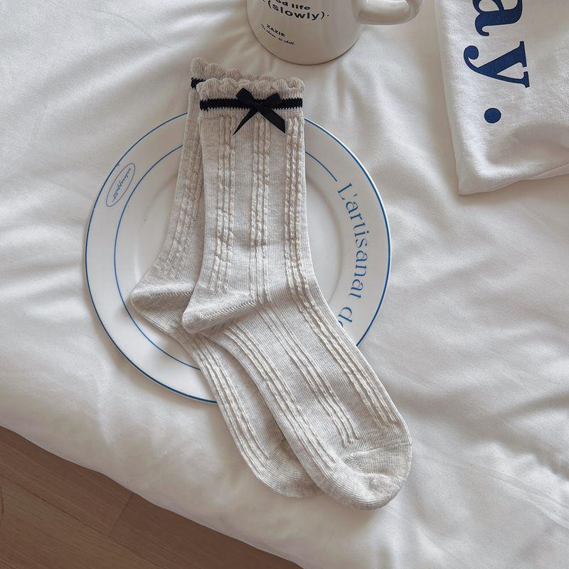 Little Tea Life Women s Mid-Calf Bowknot Socks - Princess Style, Breathable & Sweat-Absorbent, Versatile for Spring & Autumn. Size 35-39
Little Tea Life Women s Mid-Calf Bowknot Socks - Princess Style, Breathable & Sweat-Absorbent, Versatile for Spring & Autumn. Size 35-39