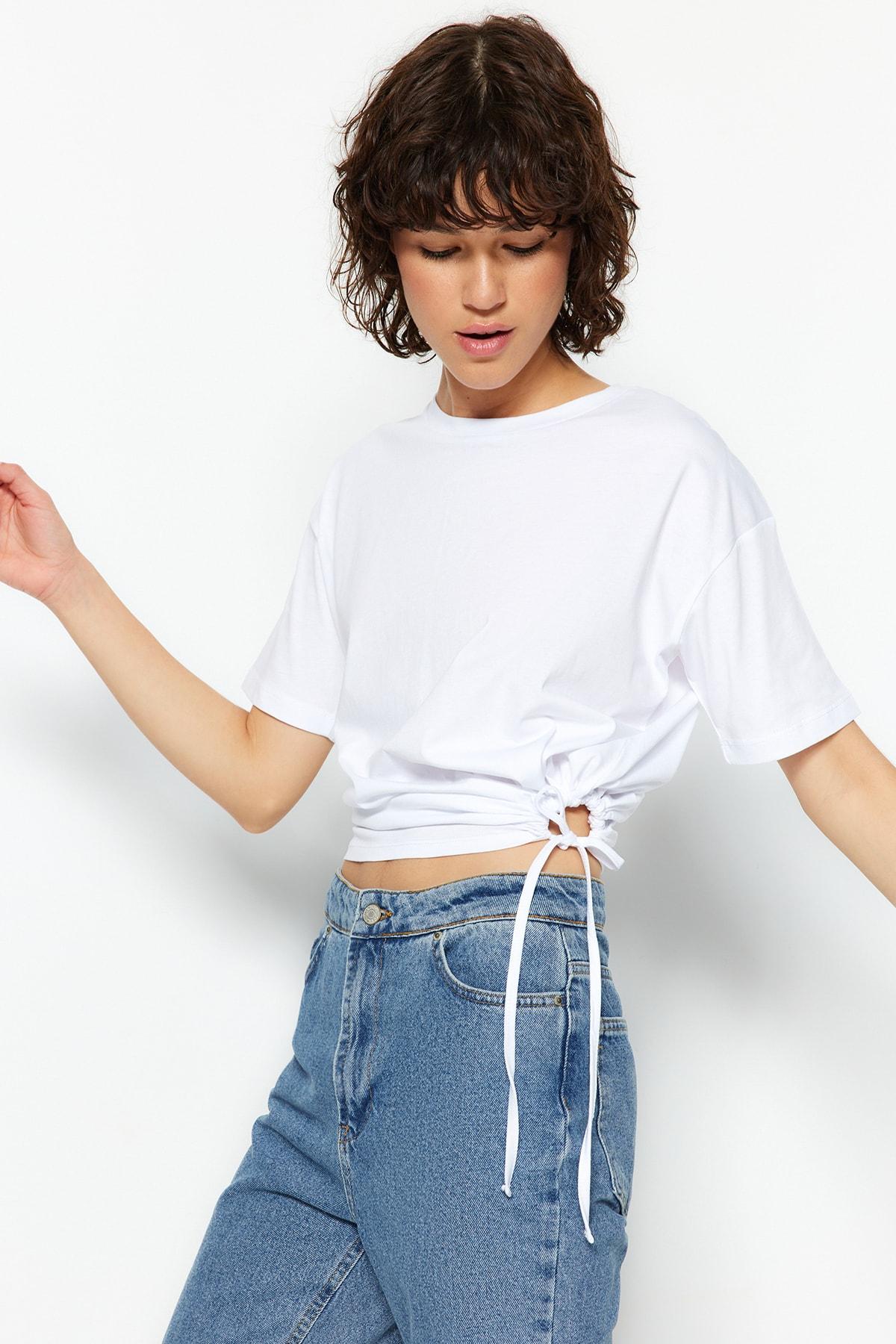 Футболка - Белая - Стандартный крой
Футболка - Белая - Стандартный крой