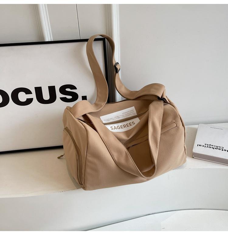 2025 новая летняя высококачественная тканевая сумка женская сумка через плечо модная универсальная сумка для поездок на работу простая повседневная сумка-мессенджер
2025 новая летняя высококачественная тканевая сумка женская сумка через плечо модная универсальная сумка для поездок на работу простая повседневная сумка-мессенджер