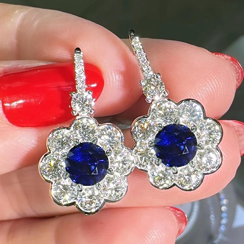 Huitan Aesthetic Flower Pendant Earrings Female Graceful Zircon for Engagement Bright Blue/white Zirconia Accessories for Women
Huitan Aesthetic Flower Pendant Earrings Female Graceful Zircon for Engagement Bright Blue/white Zirconia Accessories for Women