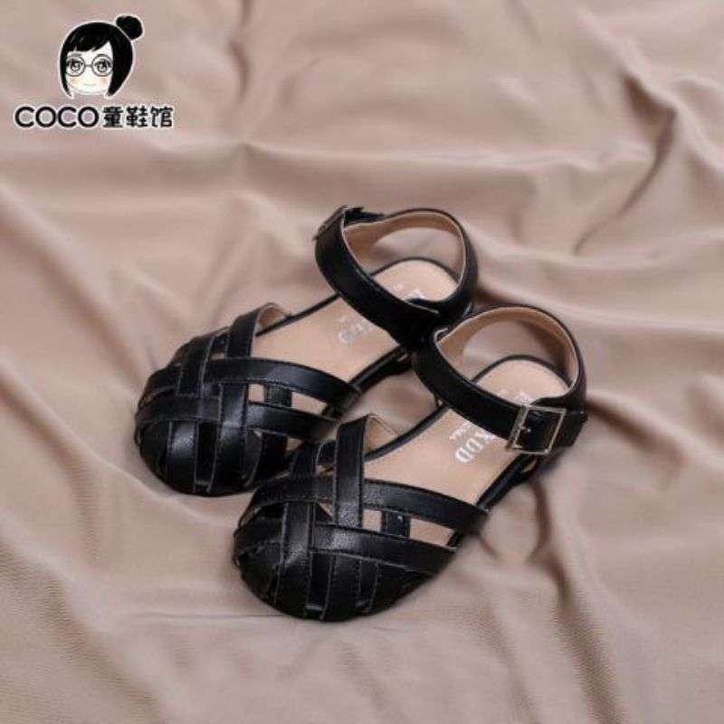 Girls sandals 2025 new fashion children s little girl bag head princess shoes Korean version of summer baby soft sole 21 yards inner length about 13.5CM.
Girls sandals 2025 new fashion children s little girl bag head princess shoes Korean version of summer baby soft sole 21 yards inner length about 13.5CM.