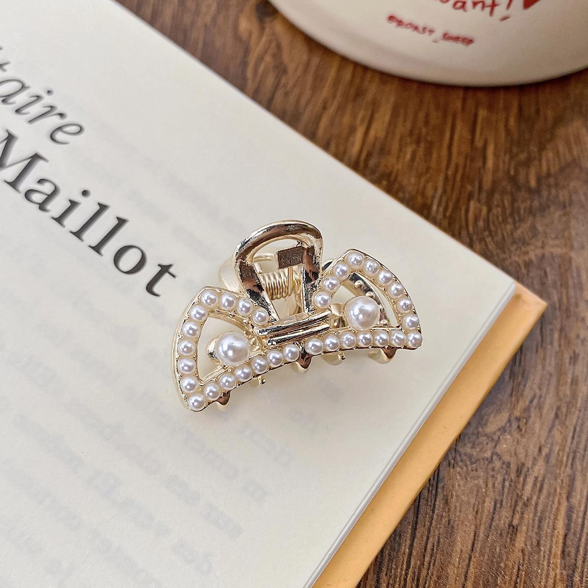 Pearl Rhinaute Маленька зажимка для волосся Female Net Celebrity Delicate High Ponytail зажим Корейська Advanced Side Broken Заколка для волосся Головні убори
Pearl Rhinaute Маленька зажимка для волосся Female Net Celebrity Delicate High Ponytail зажим Корейська Advanced Side Broken Заколка для волосся Головні убори