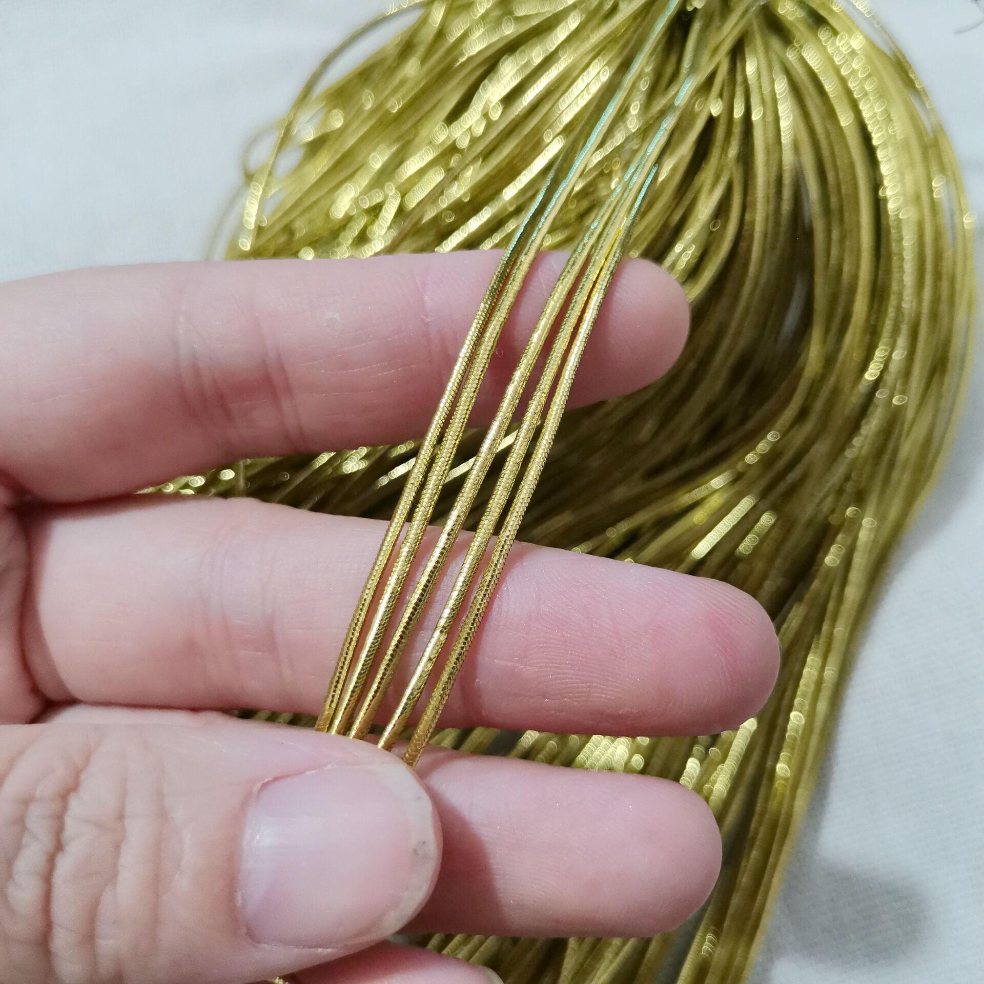 Золотисто-срібна еластична мотузка - 1 мм, 100 м: Ідеально підходить для підвішування ярликів, пляшок з-під олії тощо
Золотисто-срібна еластична мотузка - 1 мм, 100 м: Ідеально підходить для підвішування ярликів, пляшок з-під олії тощо