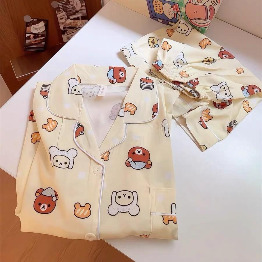 Internet celebrity new princess style relaxed bear pajamas women s summer short-sleeved shorts cardigan two-piece lazy style loungewear S
Internet celebrity new princess style relaxed bear pajamas women s summer short-sleeved shorts cardigan two-piece lazy style loungewear S
