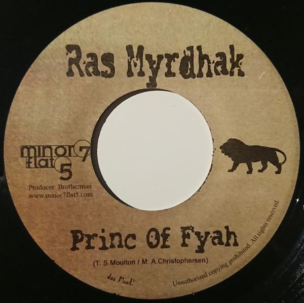 7inch Record RAS MYRHDAK, RICKY TICKY - Princ Of Fyah / Almighty King NONE Minor 7 Flat 5 Jamaica Reggae, Ska & Dub Used
7inch Record RAS MYRHDAK, RICKY TICKY - Princ Of Fyah / Almighty King NONE Minor 7 Flat 5 Jamaica Reggae, Ska & Dub Used