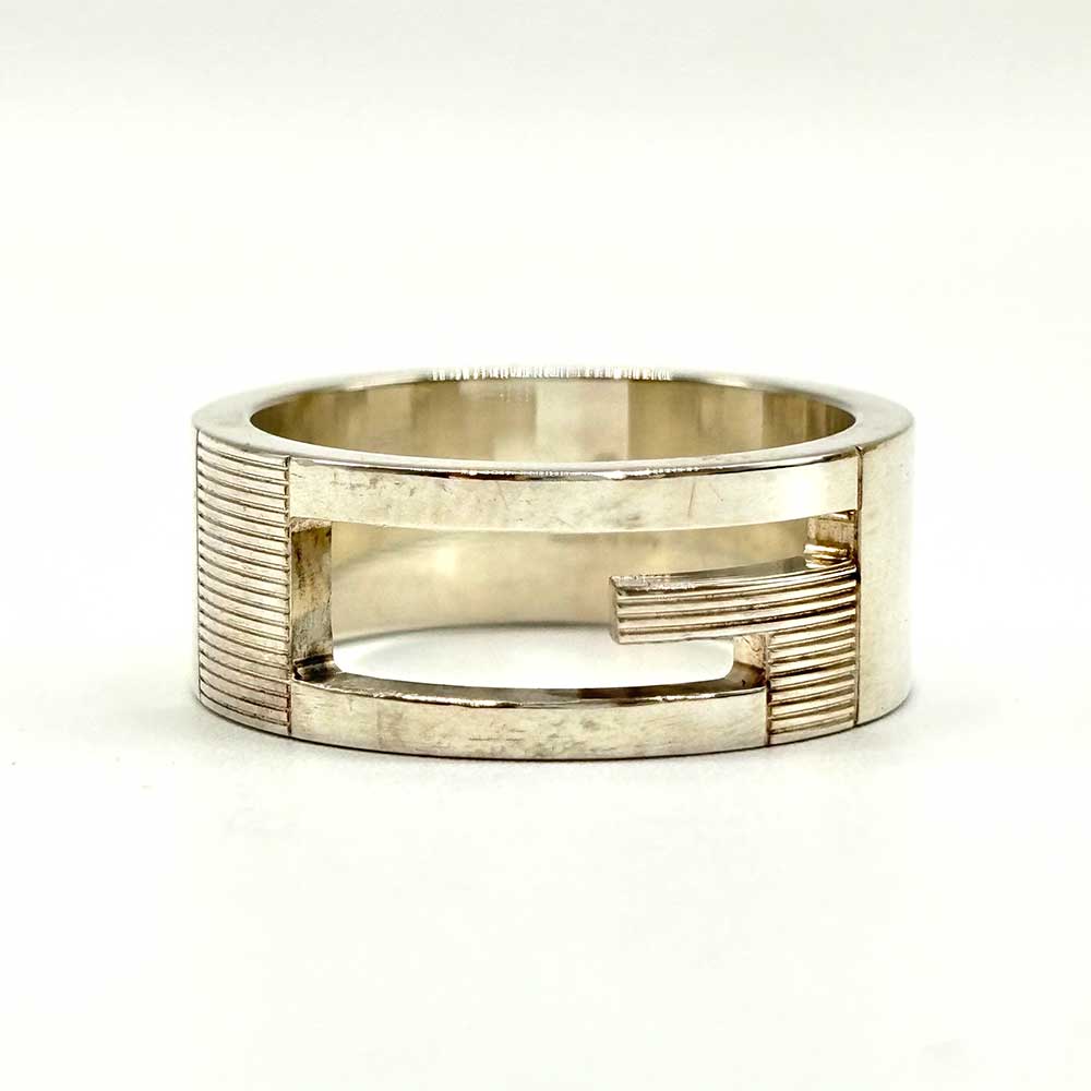 Used GUCCIRing Silver925 unisex
Used GUCCIRing Silver925 unisex