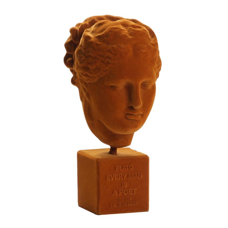 Европейская скульптура головы из флока, украшения, домашняя гостиная, тумба под телевизор, модельная комната, мягкие украшения, мебель, ремесла
Европейская скульптура головы из флока, украшения, домашняя гостиная, тумба под телевизор, модельная комната, мягкие украшения, мебель, ремесла