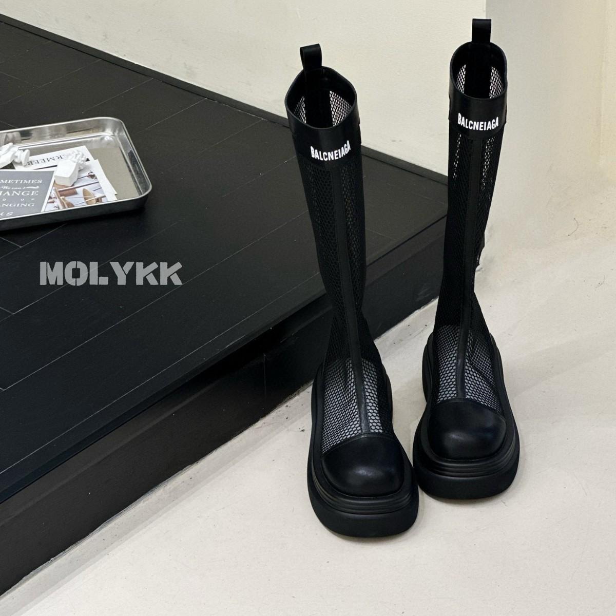 Летние кожаные ботинки на толстой подошве, с небольшой платформой, ботинки из сетки с вырезами, летние тонкие ботинки, крутые ботинки 39 чёрный
Летние кожаные ботинки на толстой подошве, с небольшой платформой, ботинки из сетки с вырезами, летние тонкие ботинки, крутые ботинки 39 чёрный