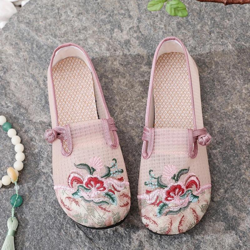 Summer mesh women s shoes soft sole mother cloth shoes new Chinese style popular fashion super soft wide foot embroidered shoes children 36 розовый
Summer mesh women s shoes soft sole mother cloth shoes new Chinese style popular fashion super soft wide foot embroidered shoes children 36 розовый