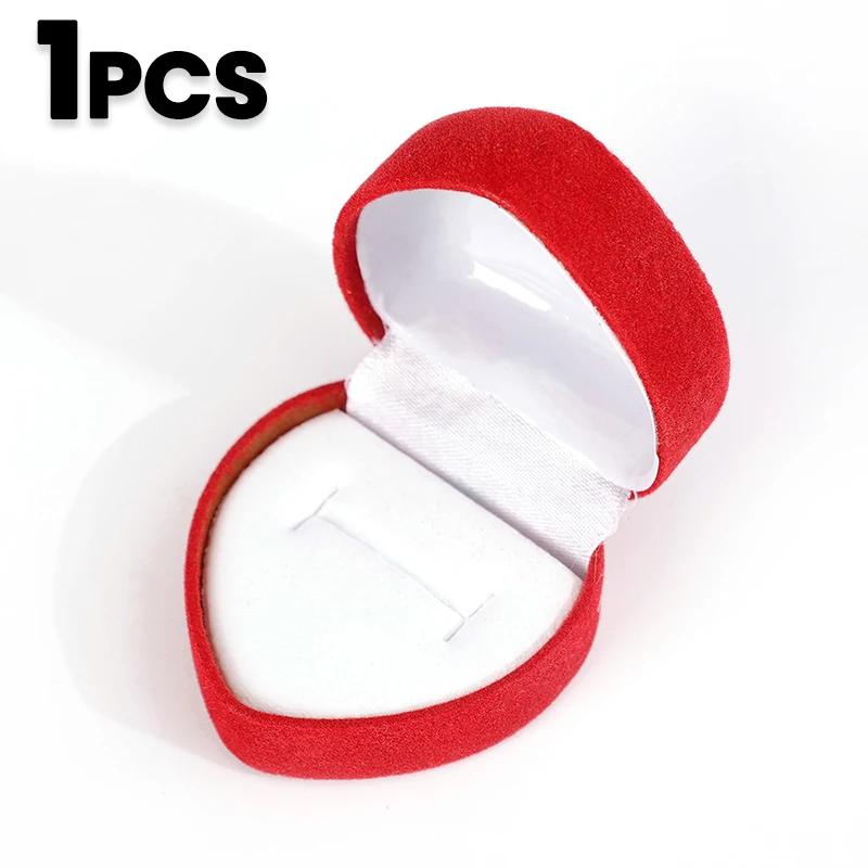 Romantic Red Heart Shape Flocking Ring Boxes Velvet Wedding Engagement Jewlery Display Box Valentine s Day Gift Storage Box
Romantic Red Heart Shape Flocking Ring Boxes Velvet Wedding Engagement Jewlery Display Box Valentine s Day Gift Storage Box