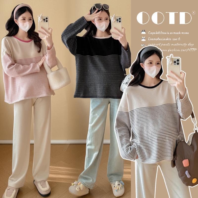 Women s New Striped Maternity Sweater - Casual, Age-Reducing, Loose and Slim-Fitting Knitwear for Autumn and Winter Medium
Women s New Striped Maternity Sweater - Casual, Age-Reducing, Loose and Slim-Fitting Knitwear for Autumn and Winter Medium