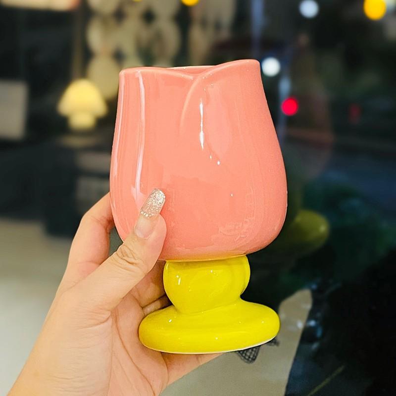 High Aesthetic Standards for Girls Flower Shaped Ceramic Highball Cups Girlish Tulip Water Cups Household Wine Glasses Coffee Cups Souvenirs 320ml
High Aesthetic Standards for Girls Flower Shaped Ceramic Highball Cups Girlish Tulip Water Cups Household Wine Glasses Coffee Cups Souvenirs 320ml
