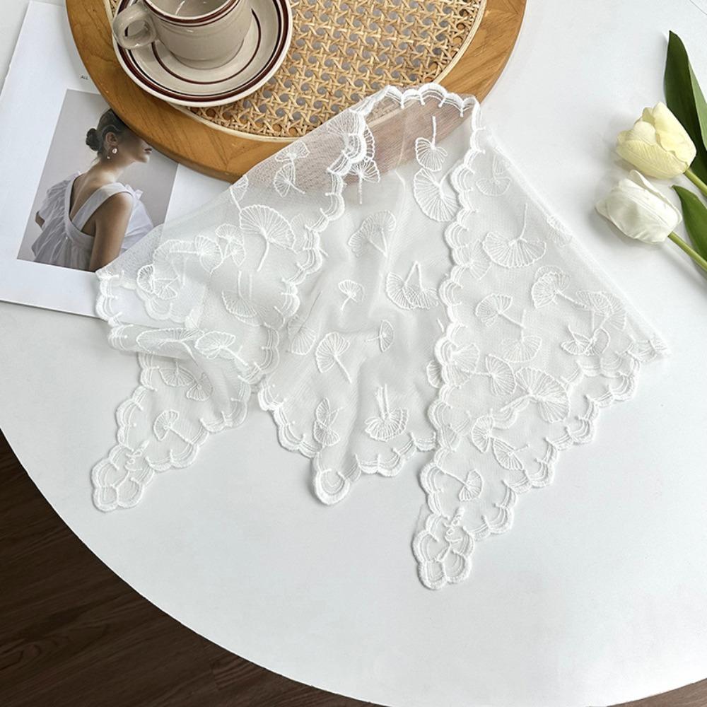Versatile Elegant Silk Scarf Solid Color Ginkgo Leaf Pattern Triangular Scarf Retro Breathable Lace Scarf for Women білий
Versatile Elegant Silk Scarf Solid Color Ginkgo Leaf Pattern Triangular Scarf Retro Breathable Lace Scarf for Women білий