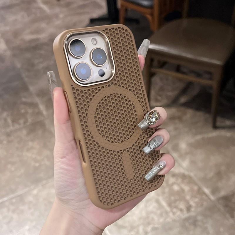 Honeycomb Mesh Heat Dissipation Breathable Suitable Apple 17 Magnetic Phone Case IPhone 16 Promax Anti Drop Protective Cover iPhone 16 PRO
Honeycomb Mesh Heat Dissipation Breathable Suitable Apple 17 Magnetic Phone Case IPhone 16 Promax Anti Drop Protective Cover iPhone 16 PRO
