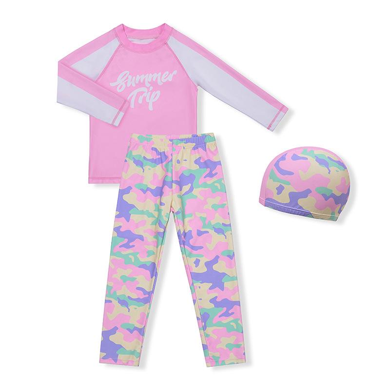 Girls Long-Sleeve One-Piece Swimsuit with Sun Protection and Camouflage Design Size 130 (Height 120cm, Weight up to 22.5kg)
Girls Long-Sleeve One-Piece Swimsuit with Sun Protection and Camouflage Design Size 130 (Height 120cm, Weight up to 22.5kg)