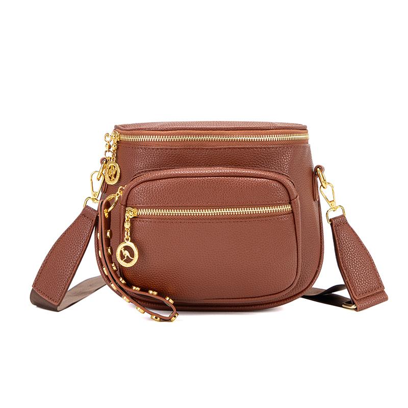 Stylish Women s Black Pebbled PU Leather Crossbody Bag Fashion Small Shoulder Sling Bag for Daily Outings Trendy Ladies Purse
Stylish Women s Black Pebbled PU Leather Crossbody Bag Fashion Small Shoulder Sling Bag for Daily Outings Trendy Ladies Purse