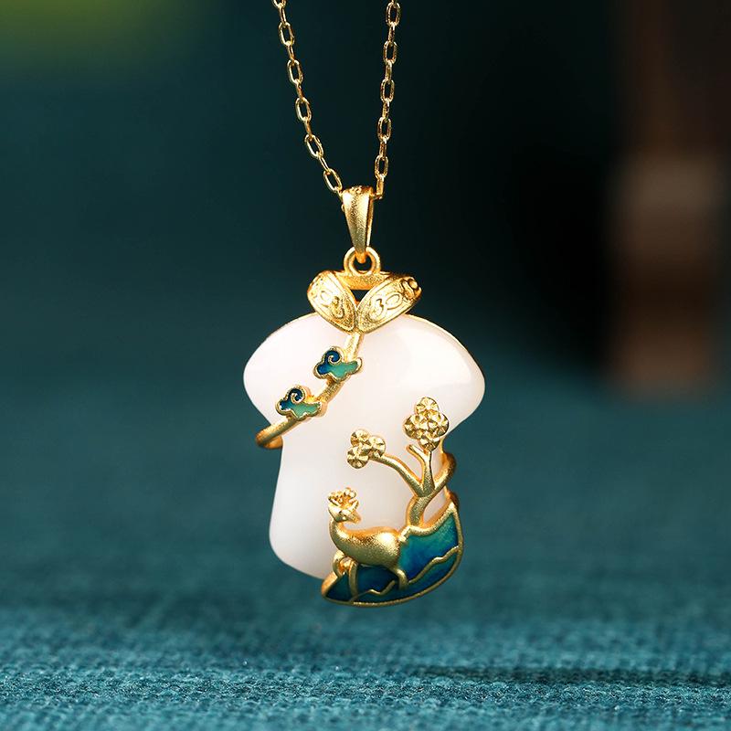 New Chinese Gilt Cloisonné Drip Glaze White Jade Pendant Necklace Electroplated 24K Gold
New Chinese Gilt Cloisonné Drip Glaze White Jade Pendant Necklace Electroplated 24K Gold