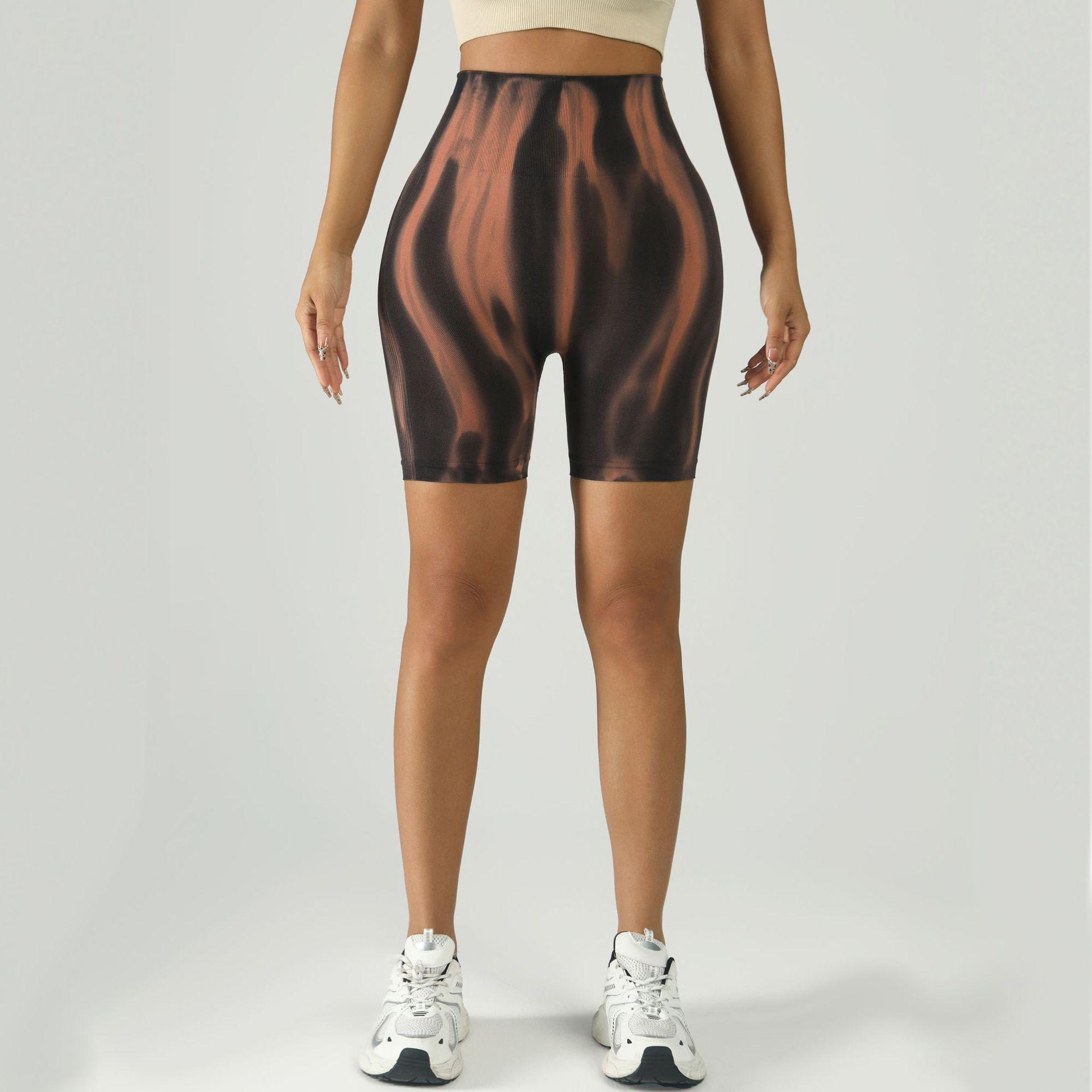 Women s Seamless Tie-Dye Gradient Yoga Shorts - Peach Lift, Tummy Control, Mid-Length Fitness Shorts Large
Women s Seamless Tie-Dye Gradient Yoga Shorts - Peach Lift, Tummy Control, Mid-Length Fitness Shorts Large