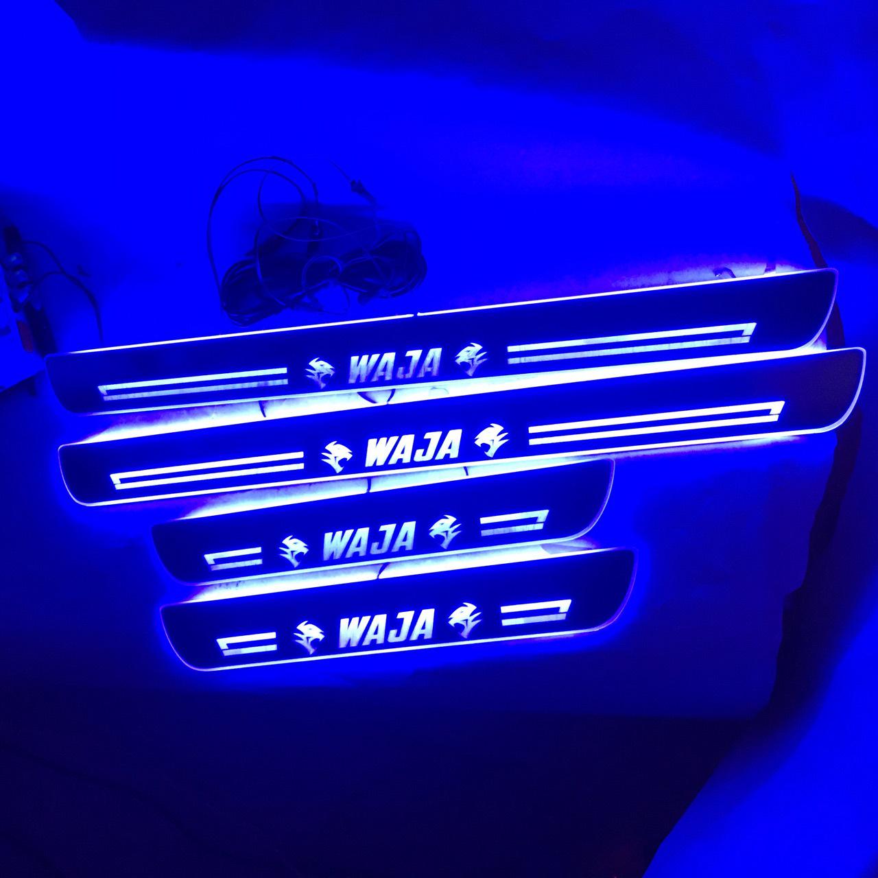 WAJA Светодиодные накладки на пороги, комплект Custom Size
WAJA Светодиодные накладки на пороги, комплект Custom Size