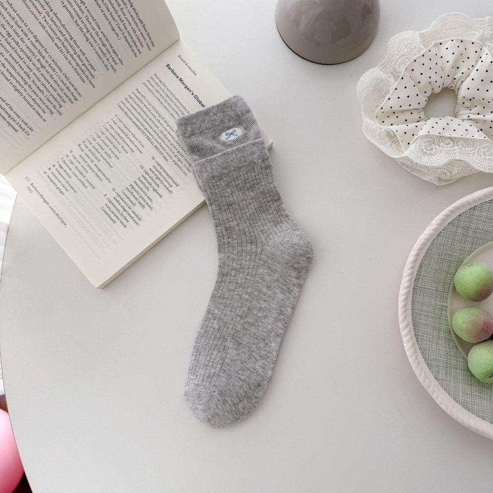 Embroidered Bow Mid-Calf Mesh Socks - Spring/Summer JK Academy Style One Size
Embroidered Bow Mid-Calf Mesh Socks - Spring/Summer JK Academy Style One Size