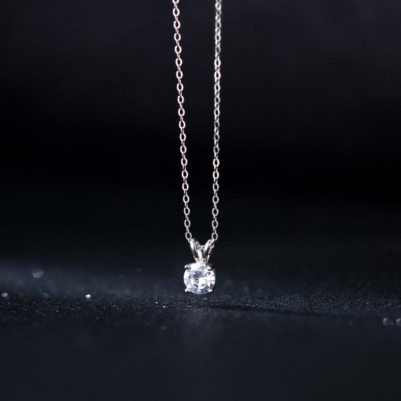 La Monada Women s Necklace 925 Silver Chains Woman on Neck Shiny Zircon Beautiful Pendant Jewelry for Women Necklace Silver Girl 45cmAdd5.5cm&925SterlingSilver
La Monada Women s Necklace 925 Silver Chains Woman on Neck Shiny Zircon Beautiful Pendant Jewelry for Women Necklace Silver Girl 45cmAdd5.5cm&925SterlingSilver