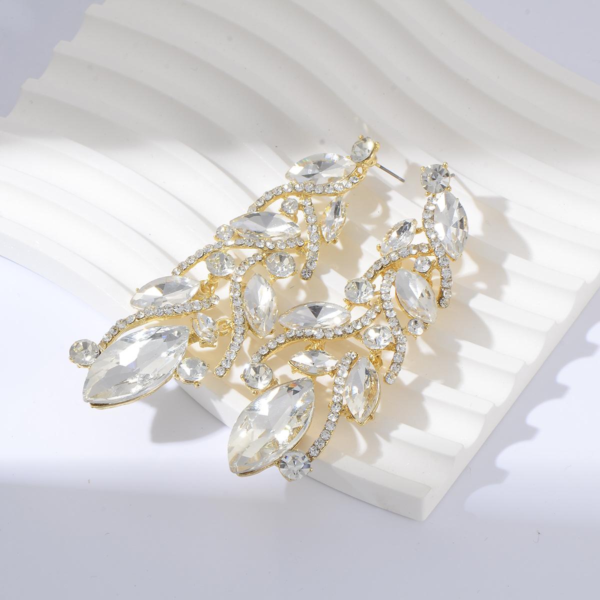Exquisite Earrings Colorful Crystal Jewelry Bridal Leaf Rhinestone Earrings Banquet белый
Exquisite Earrings Colorful Crystal Jewelry Bridal Leaf Rhinestone Earrings Banquet белый