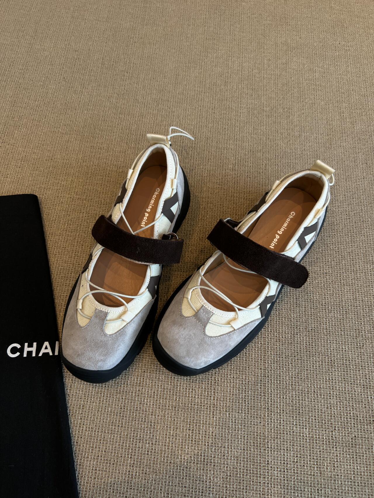 Retro Leather Women s Shoes 2026 New Fashion Low Help Platform Mary Jane Women s Shoes Butterfly Knot Hiking Flat Shoes 35
Retro Leather Women s Shoes 2026 New Fashion Low Help Platform Mary Jane Women s Shoes Butterfly Knot Hiking Flat Shoes 35