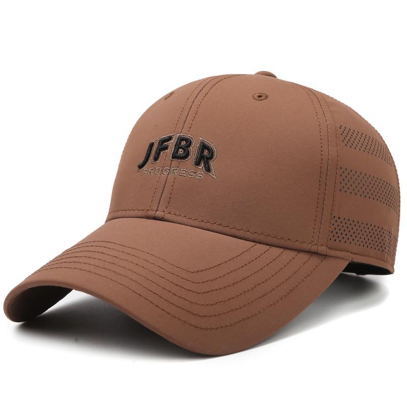 Embroidered letter baseball cap with side perforations – a casual, versatile and stylish cap for outdoor sun protection темно-коричневого кольору
Embroidered letter baseball cap with side perforations – a casual, versatile and stylish cap for outdoor sun protection темно-коричневого кольору