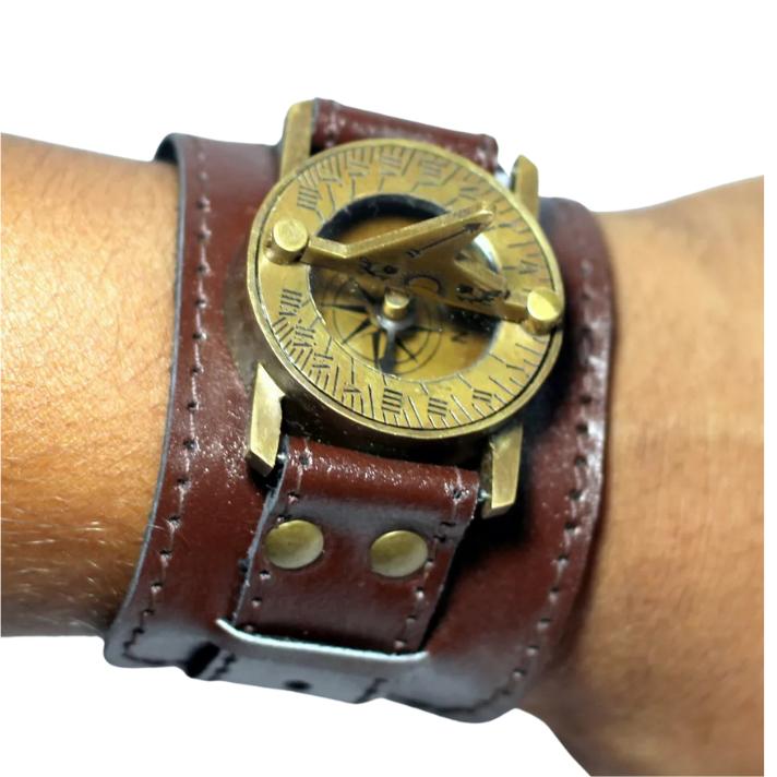 Handmade Brass Compass Sundial Wrist Watch Compass Sundial Watch Leather strep
Handmade Brass Compass Sundial Wrist Watch Compass Sundial Watch Leather strep