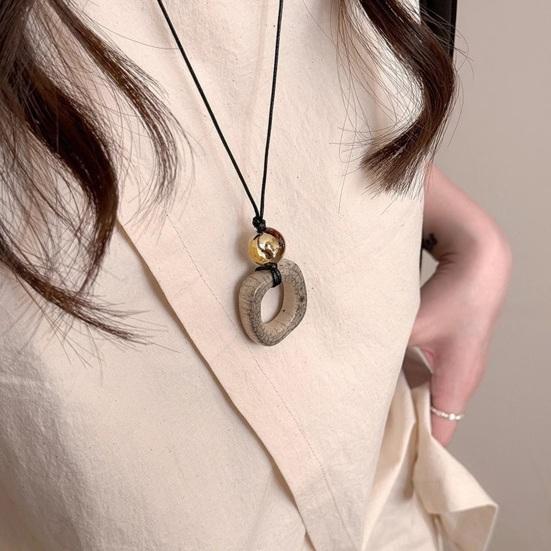 Yousheng Women Necklace Geometric Square Bead Pendant Necklace Long Style Sweater Necklace Versatile Clothing Accessories бежевый
Yousheng Women Necklace Geometric Square Bead Pendant Necklace Long Style Sweater Necklace Versatile Clothing Accessories бежевый