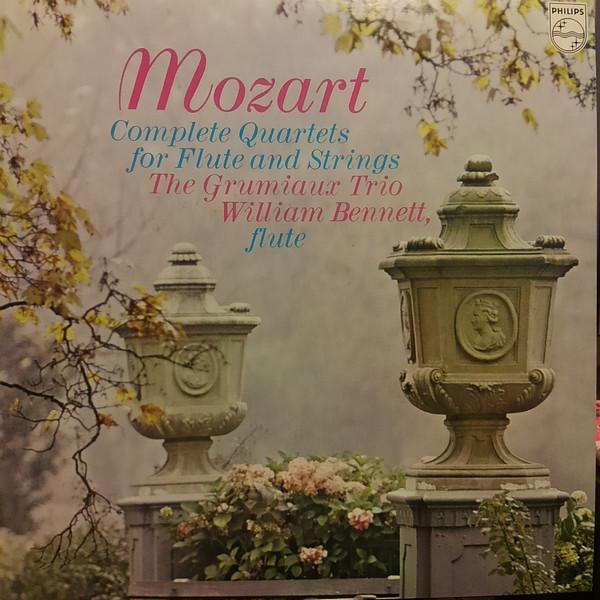 LP Record GRUMIAUX TRIO WILLIAM BENNETT Mozart Complete Quartets For Flute 13PC45 PHILIPS 1979 Japan Classical
LP Record GRUMIAUX TRIO WILLIAM BENNETT Mozart Complete Quartets For Flute 13PC45 PHILIPS 1979 Japan Classical