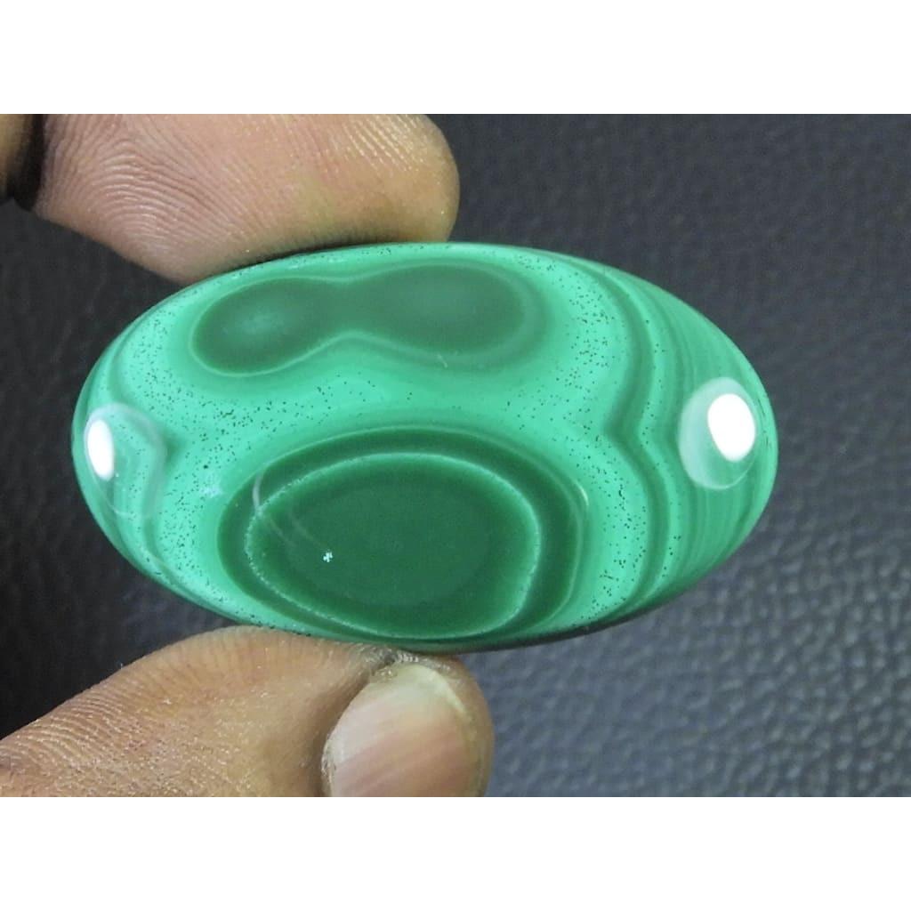 54Cts. Natural Green Malachite Oval Shape Cabochon Loose Gemstone 24X40X04MM D-329
54Cts. Natural Green Malachite Oval Shape Cabochon Loose Gemstone 24X40X04MM D-329