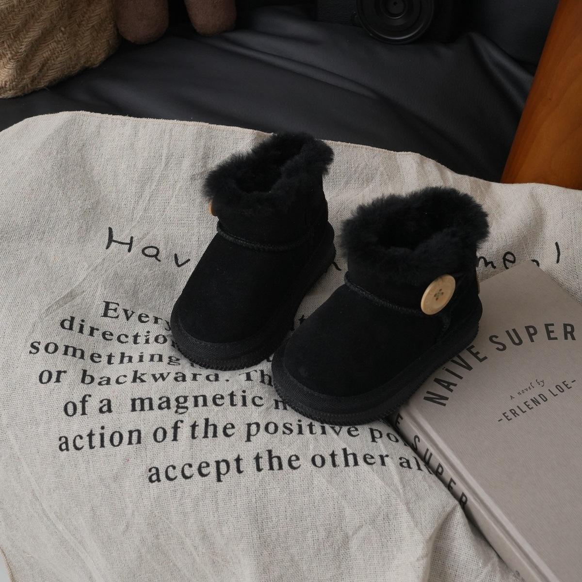 Детские зимние ботинки для мальчиков и девочек, зимние ботинки утолщенные функциональные короткие ботинки с одной педалью 30 чёрный
Детские зимние ботинки для мальчиков и девочек, зимние ботинки утолщенные функциональные короткие ботинки с одной педалью 30 чёрный