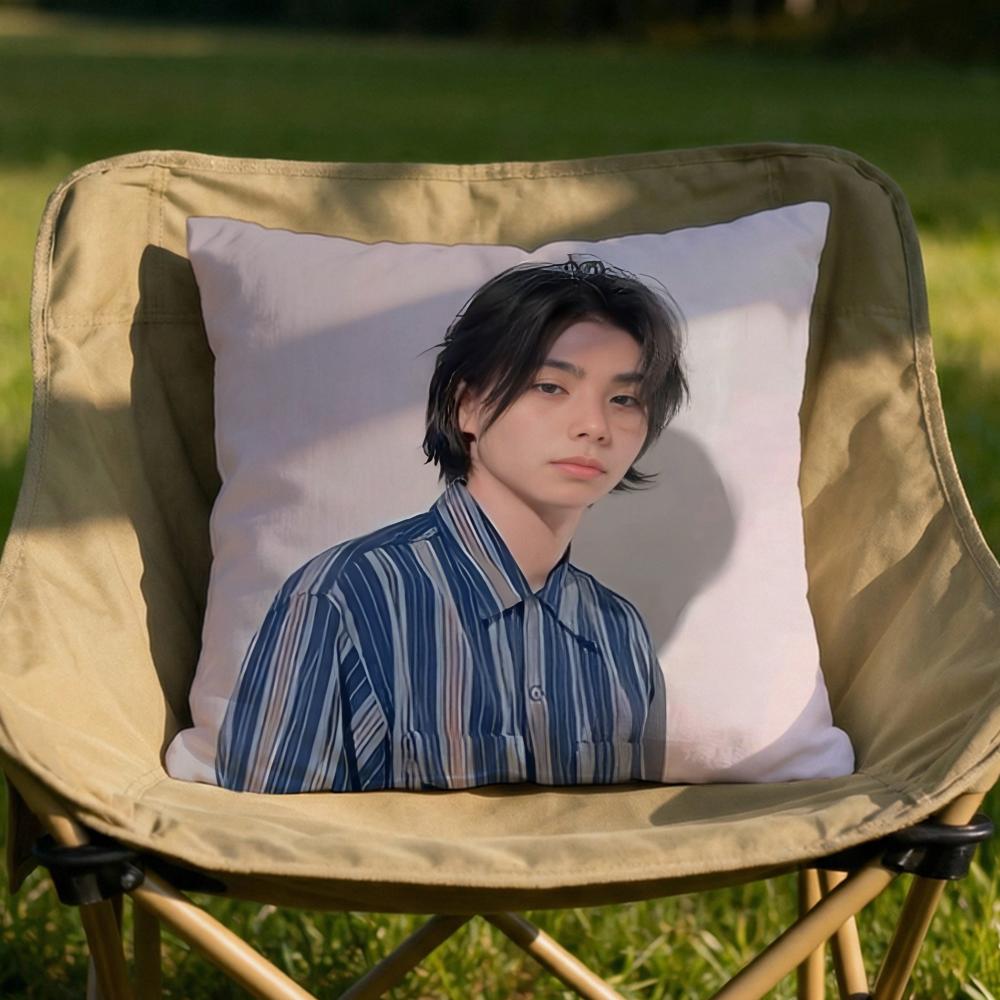 Actor NNijiro Murakami Cushion Cover Soft Reversible Durable Pillow Cover MultiScene Use for Home Car Daily Comfort 30X30cm
Actor NNijiro Murakami Cushion Cover Soft Reversible Durable Pillow Cover MultiScene Use for Home Car Daily Comfort 30X30cm
