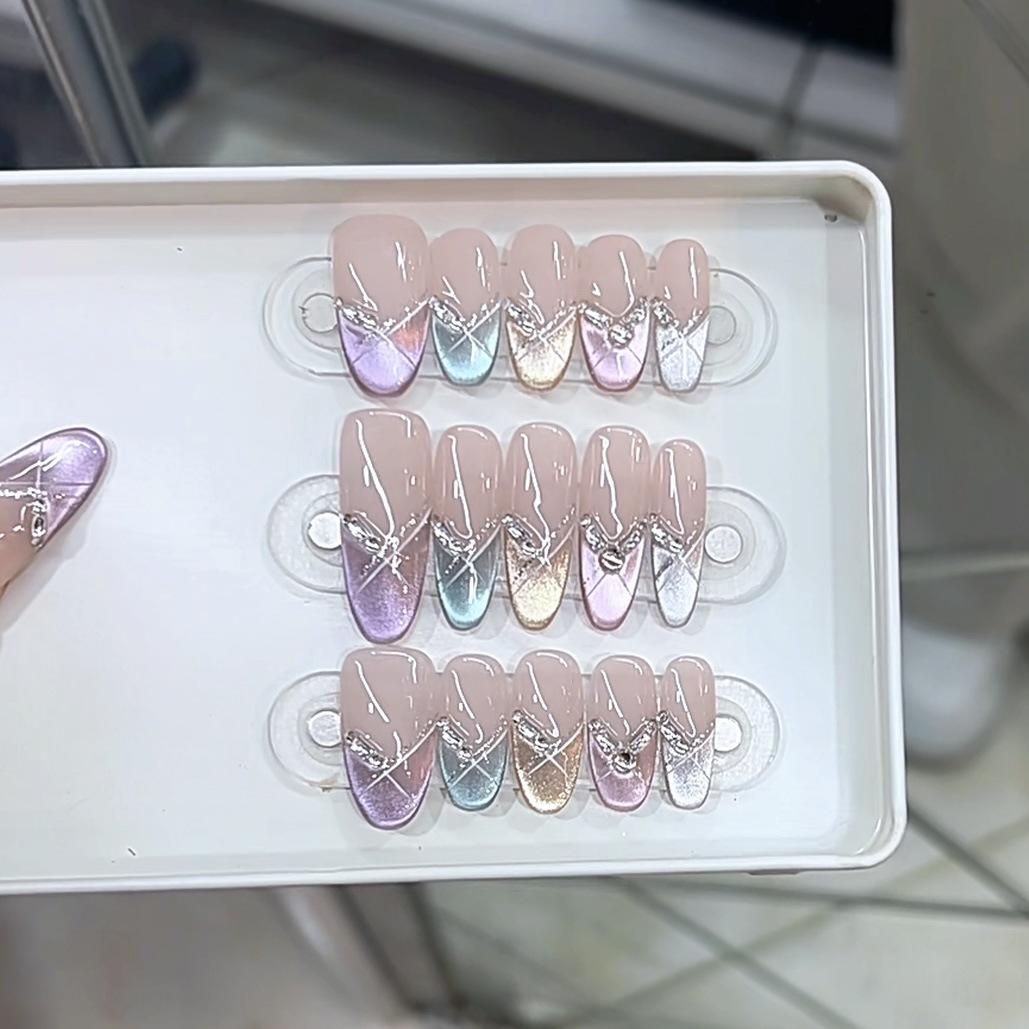 Hand-woven Armor Spring and Summer New Colorful Board Colorful Cat Eye High-end Temperament Nail Art large L
Hand-woven Armor Spring and Summer New Colorful Board Colorful Cat Eye High-end Temperament Nail Art large L