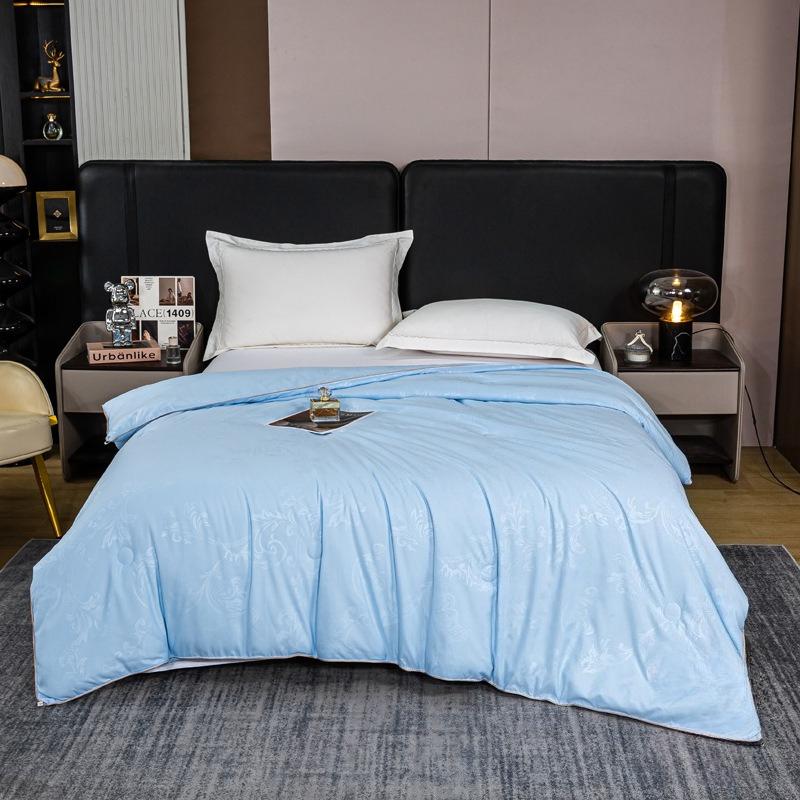2025 new solid color silk quilt spring and autumn quilt thickened mulberry silk quilt winter warm four seasons can be used 150x200cm 2kg синій
2025 new solid color silk quilt spring and autumn quilt thickened mulberry silk quilt winter warm four seasons can be used 150x200cm 2kg синій
