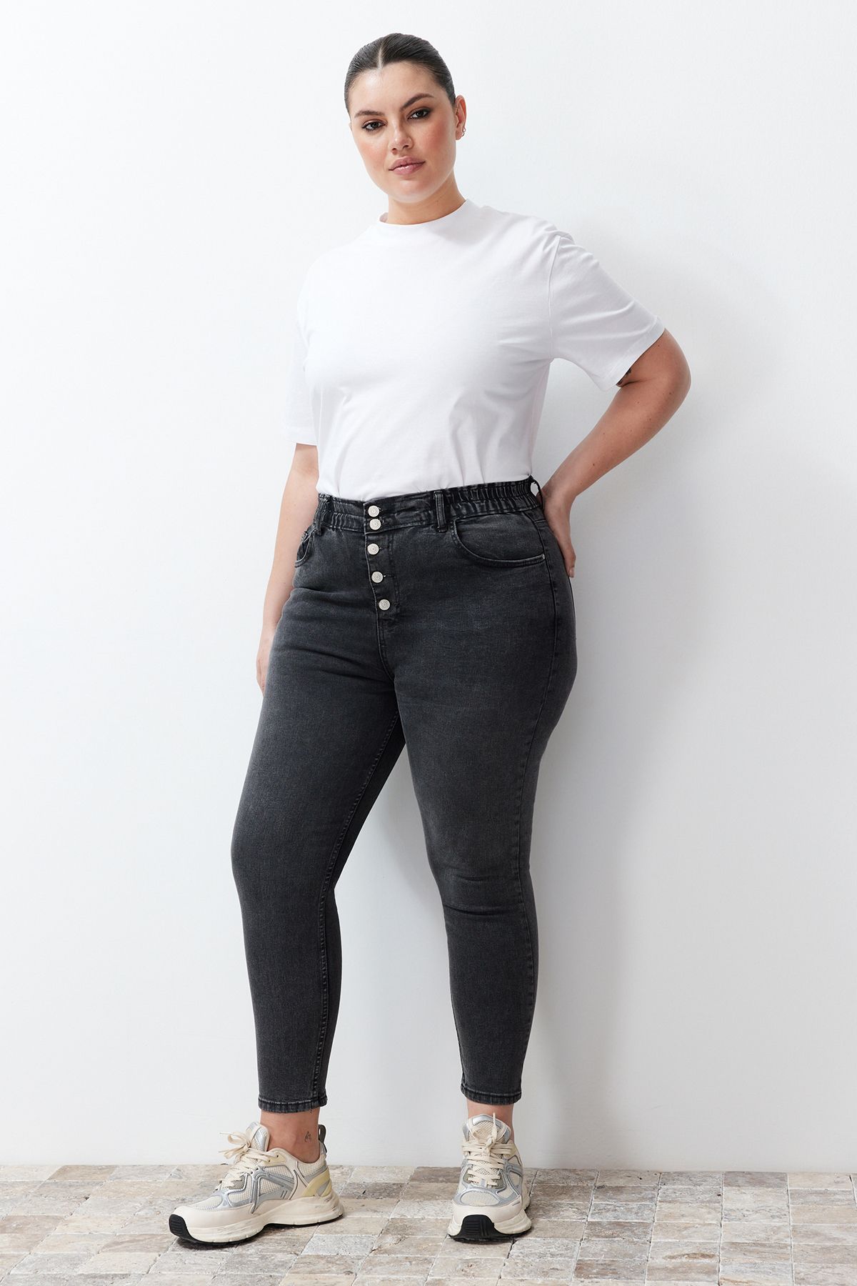 Женские серые гибкие джинсы скинни больших размеров с эластичной резинкой на талии 2XL
Женские серые гибкие джинсы скинни больших размеров с эластичной резинкой на талии 2XL