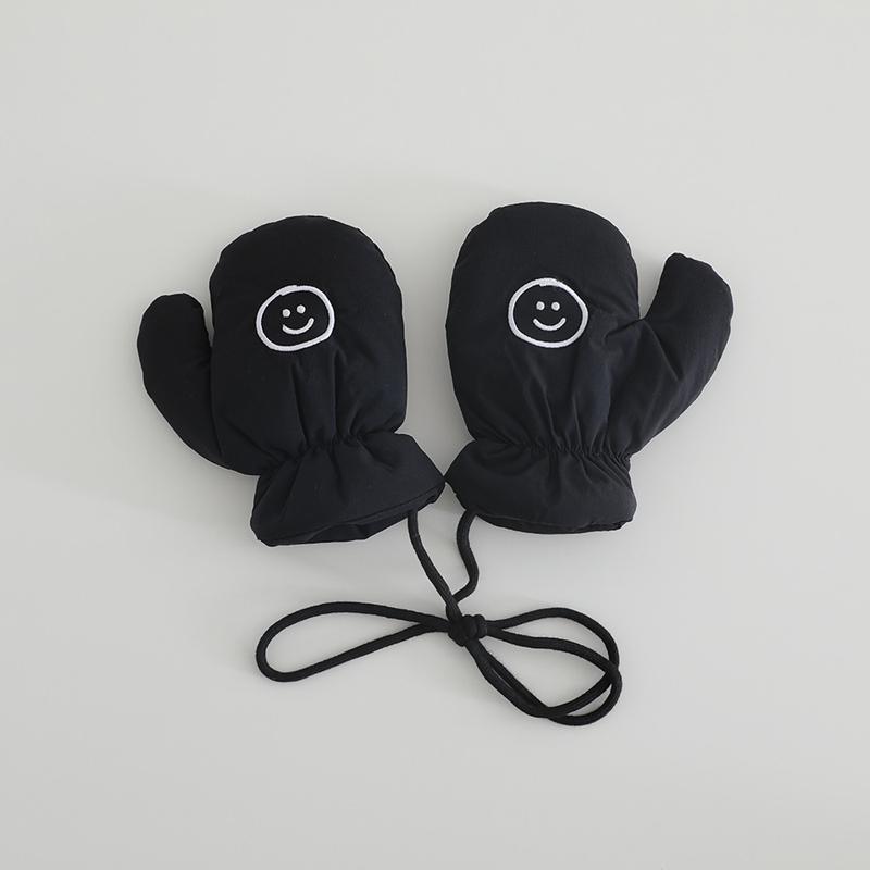 6 Colors Warm Plush Thick Kids Gloves Winter Fashion Cartoon Gloves Full Finger Gloves for Girls Boys 2-6Y чёрный
6 Colors Warm Plush Thick Kids Gloves Winter Fashion Cartoon Gloves Full Finger Gloves for Girls Boys 2-6Y чёрный