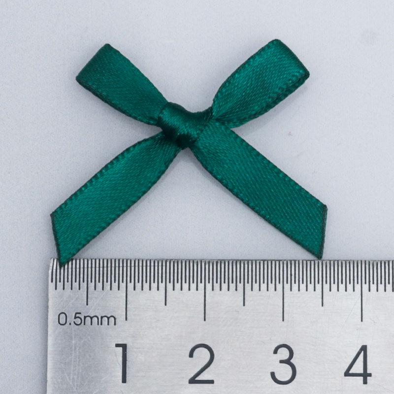 0.6cm Polyester Ribbon Bow for DIY Hair Accessories & Craft Decoration
0.6cm Polyester Ribbon Bow for DIY Hair Accessories & Craft Decoration