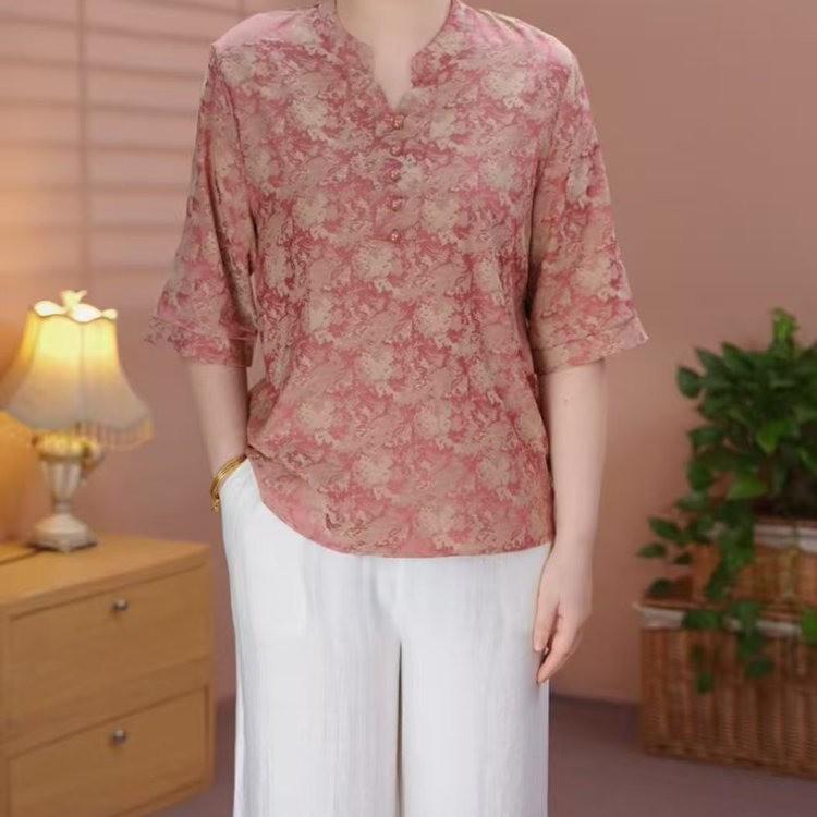 Douyin Bestseller: Women s Short Sleeve Top - Loose, High-End, Stylish for Middle-Aged Women 3XL (125-140 lbs) кавун червоний колір
Douyin Bestseller: Women s Short Sleeve Top - Loose, High-End, Stylish for Middle-Aged Women 3XL (125-140 lbs) кавун червоний колір