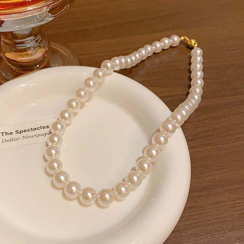 Корейское ожерелье из барочного жемчуга высокого класса - Легкая роскошь, бисерная цепочка на ключицу для женщин
Корейское ожерелье из барочного жемчуга высокого класса - Легкая роскошь, бисерная цепочка на ключицу для женщин