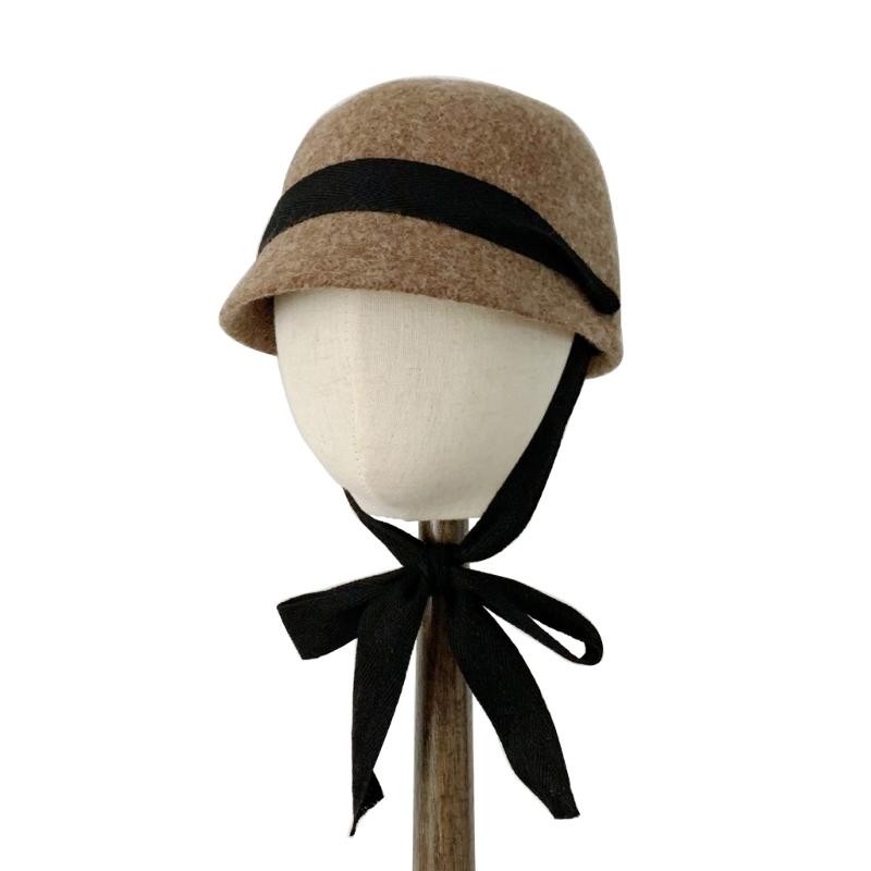 Trendy Baby Bonnet Adjustable Strap Short Brim Cap Solid Color Equestrian Hat Windproof for Autumn and Winter Seasons верблюд
Trendy Baby Bonnet Adjustable Strap Short Brim Cap Solid Color Equestrian Hat Windproof for Autumn and Winter Seasons верблюд