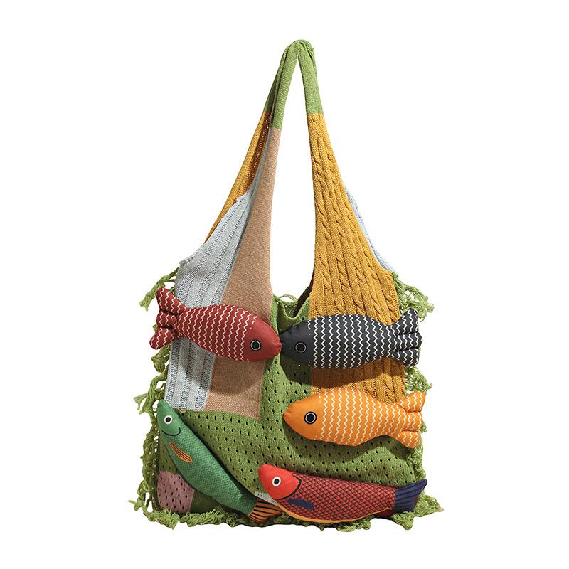 Creative Tassel Knitted Splicing Shoulder Bag Cute Little Fish Tote Bag Versatile Casual Commuter Handbag For Girls Gift
Creative Tassel Knitted Splicing Shoulder Bag Cute Little Fish Tote Bag Versatile Casual Commuter Handbag For Girls Gift