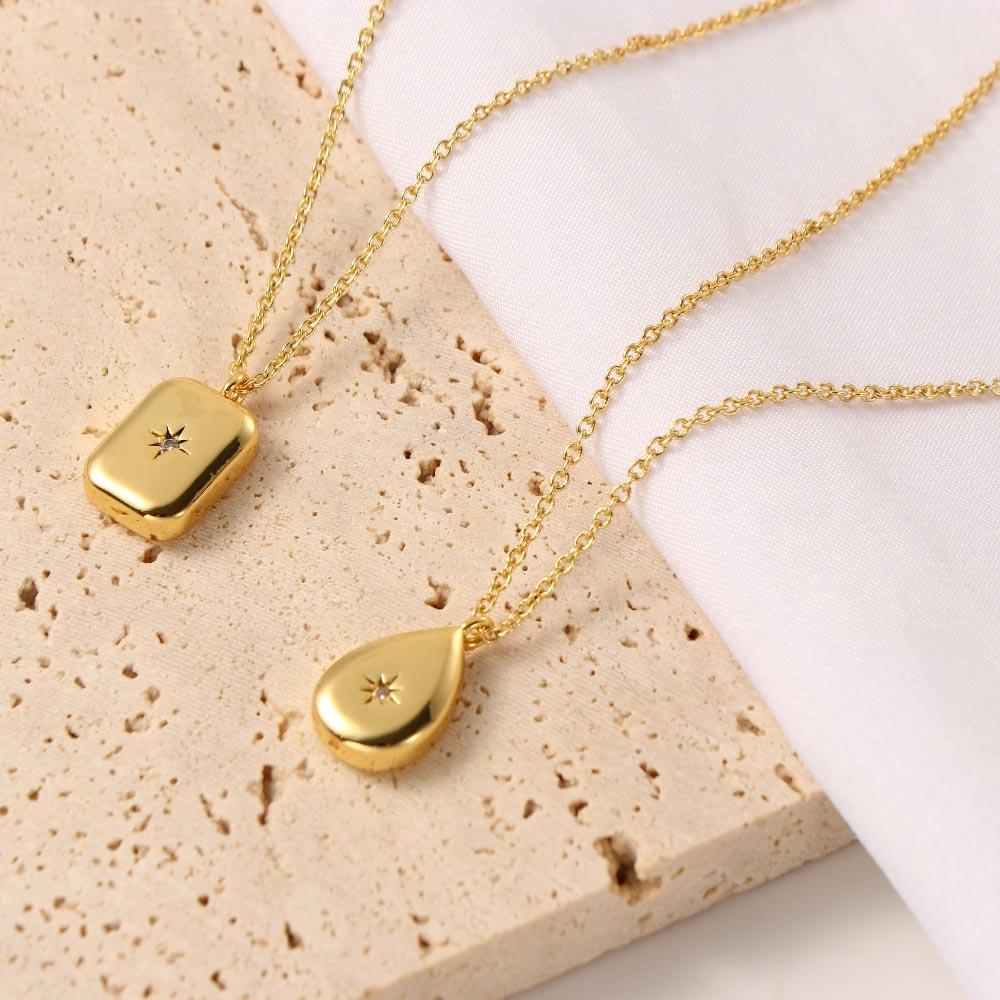 Fashion Jewelry Rectangle Drop Shaped Pendant Korean Style Clavicle Chains Metal Choker Necklaces Drop shape
Fashion Jewelry Rectangle Drop Shaped Pendant Korean Style Clavicle Chains Metal Choker Necklaces Drop shape